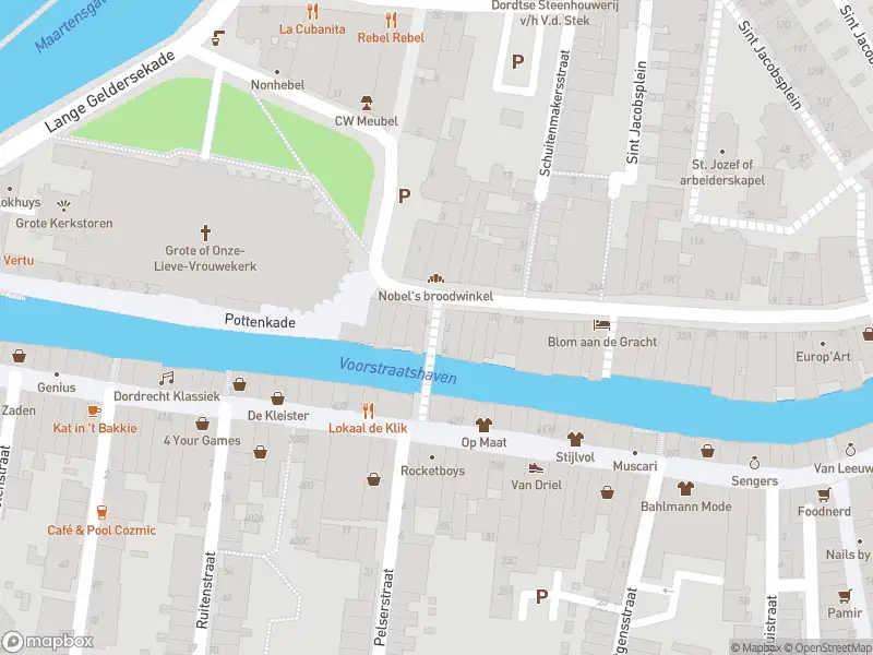 Ambulance met grote spoed naar de Pelserbrug in Dordrecht