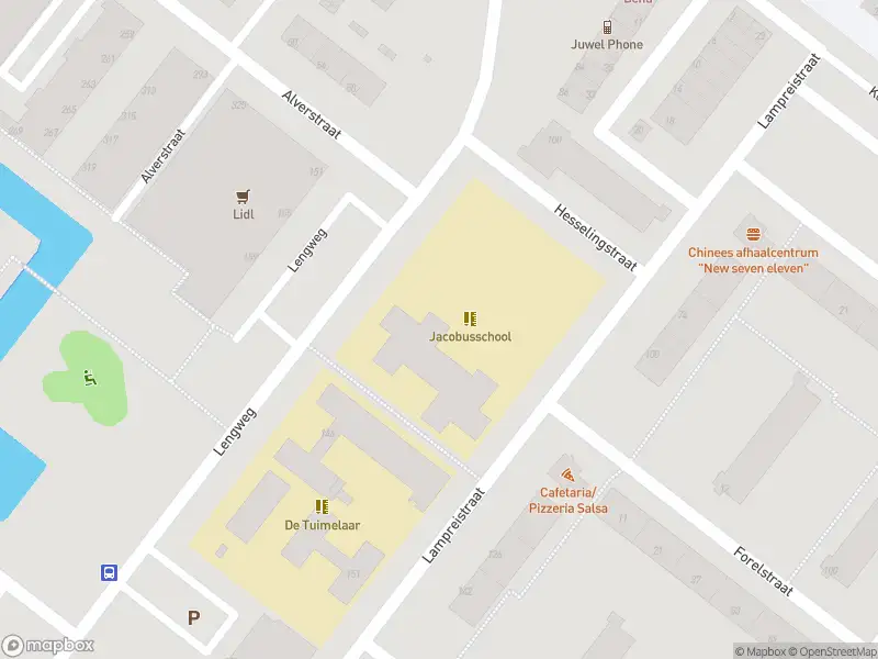 Ambulance met gepaste spoed naar de Hesselingstraat in Hoogvliet Rotterdam