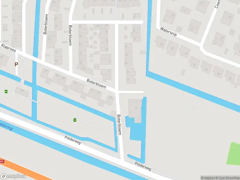 Ambulance met grote spoed naar de Boterbloem in Ouderkerk aan de Amstel