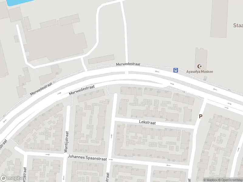 Ambulance met gepaste spoed naar de Waalstraat in Dordrecht