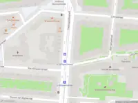 Ambulance met gepaste spoed naar de Volkerakstraat in Amsterdam