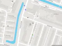 Ambulance met grote spoed naar de Frieslandlaan in Heemstede