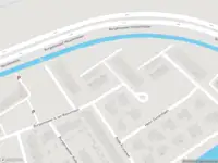 Ambulance met grote spoed naar de Burgemeester A. van Walsumlaan in Vlaardingen