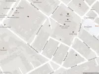 Ambulance met gepaste spoed naar de Industriestraat in Volendam