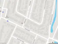 Ambulance met grote spoed naar de Ramplaan in Haarlem