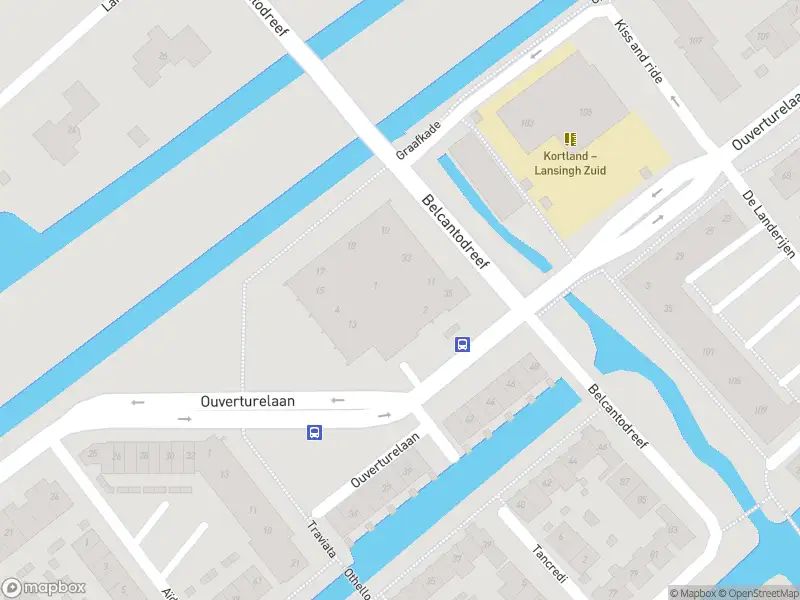 Ambulance met grote spoed naar de Nabucco in Krimpen aan den IJssel