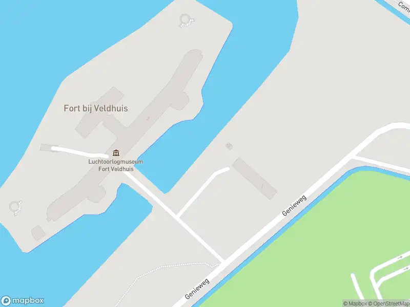 Ambulance met grote spoed naar de Genieweg in Heemskerk