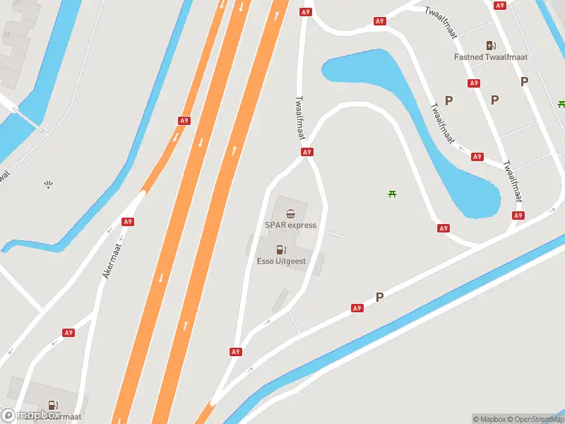 Ambulance met grote spoed naar de Twaalfmaat in Heemskerk