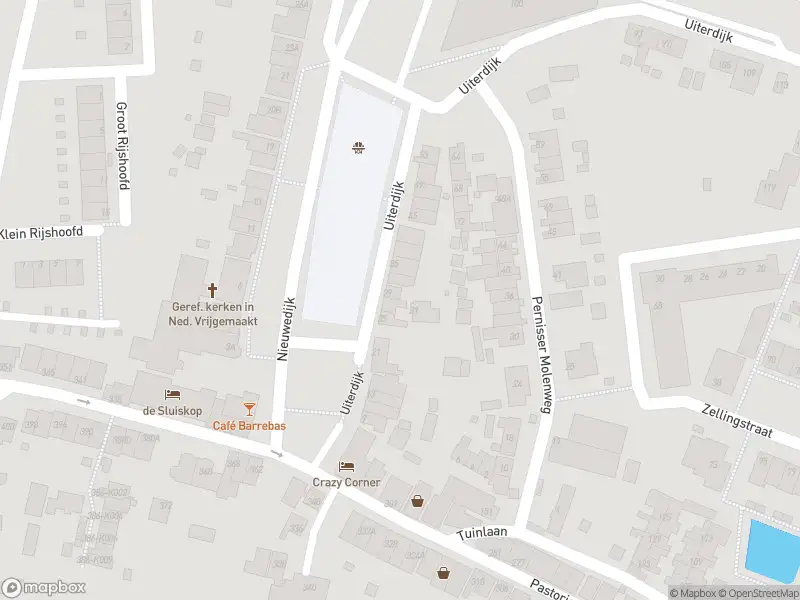 Ambulance met gepaste spoed naar de Uiterdijk in Pernis Rotterdam