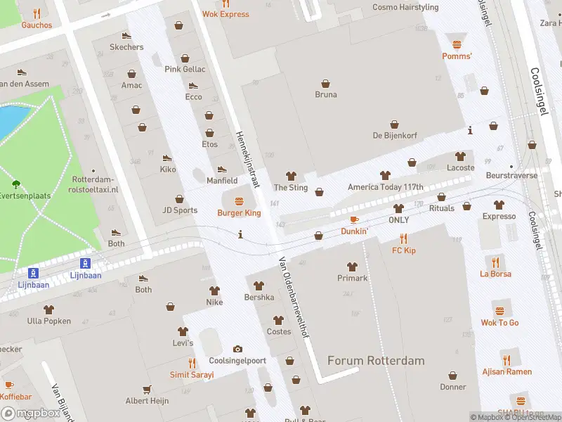 Ambulance met gepaste spoed naar de Van Oldenbarneveltplaats in Rotterdam