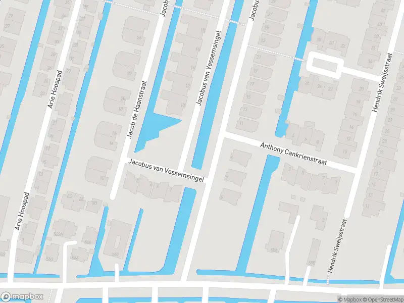 Ambulance met gepaste spoed naar de Jacobus van Vessemsingel in Rotterdam