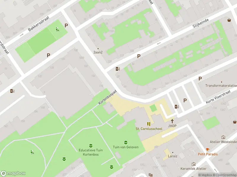 Ambulance met grote spoed naar de Veluweplein in 's-Gravenhage