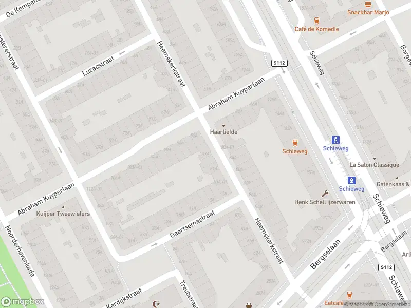 Ambulance met gepaste spoed naar de Heemskerkstraat in Rotterdam