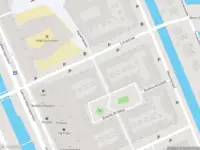 Ambulance met gepaste spoed naar de Buenos Aireshof in 's-Gravenhage