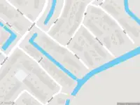 Ambulance met grote spoed naar de Wezel in Hellevoetsluis