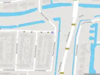 Ambulance met gepaste spoed naar de Frans Halsstraat in Hazerswoude-Dorp