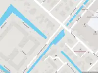 Ambulance met grote spoed naar de Dokter Bakkerenlaan in Nootdorp