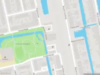 Ambulance met gepaste spoed naar de Boudewijn Büchpad in Leiden