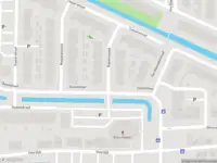 Ambulance met grote spoed naar de Bakemaveld in Barendrecht