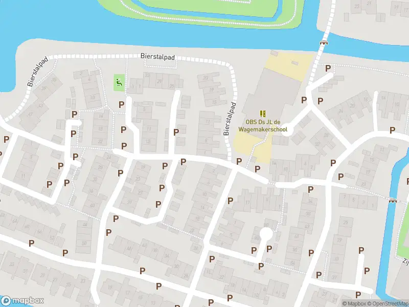 Ambulance met gepaste spoed naar de Bierstalpad in Landsmeer