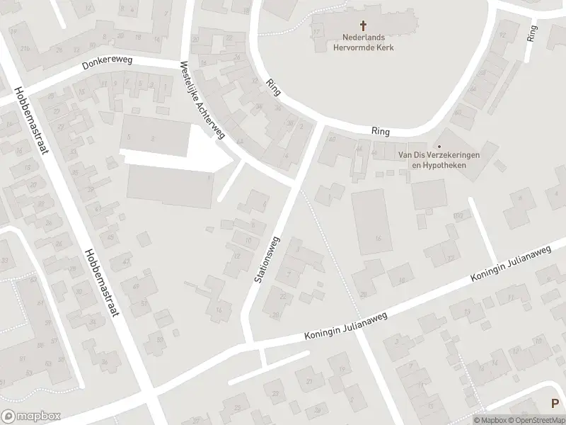 Ambulance met grote spoed naar de Stationsweg in Middelharnis