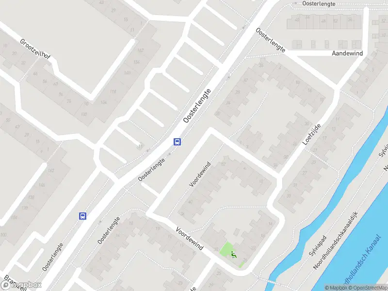 Politie met grote spoed naar de Oosterlengte in Amsterdam vanwege ongeval met letsel