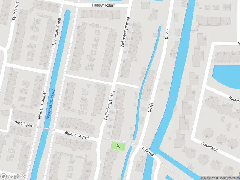 Ambulance met grote spoed naar de Zwijnsbergenweg in Rotterdam