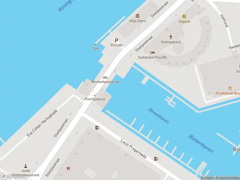 Ambulance met gepaste spoed naar de Stieltjesstraat in Rotterdam