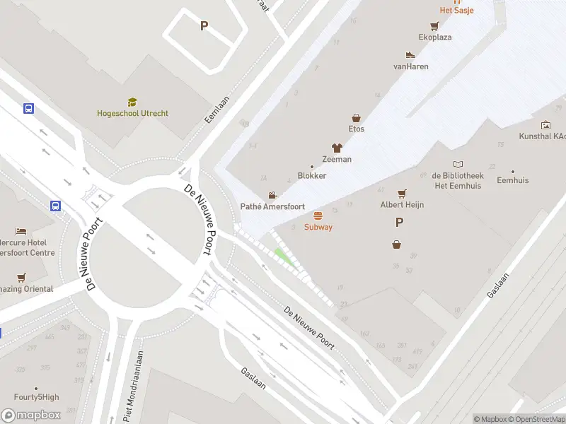 Brandweer met gepaste spoed naar de Eemplein in Amersfoort vanwege een liftopsluiting