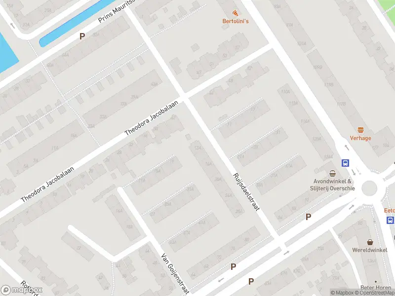 Ambulance met grote spoed naar de Ruijsdaelstraat in Rotterdam