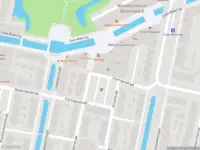 Ambulance met grote spoed naar de Fleringenstraat in Rotterdam