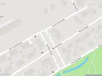 Ambulance met grote spoed naar de Theo Mann-Bouwmeesterlaan in 's-Gravenhage