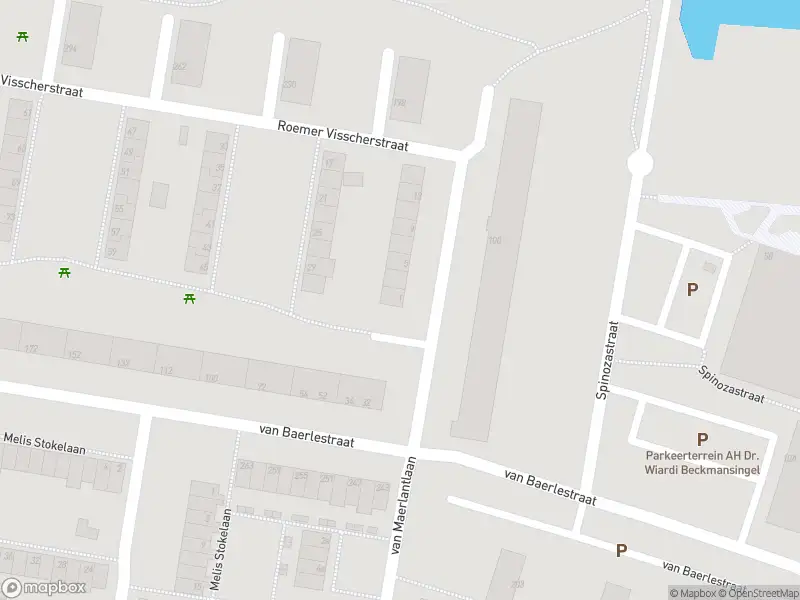 Ambulance met gepaste spoed naar de Roemer Visscherstraat in Vlaardingen