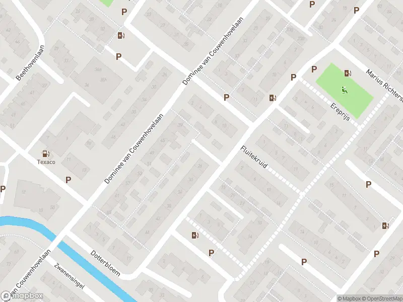 Brandweer met gepaste spoed naar de Ds. van Couwenhovelaan in Bergschenhoek