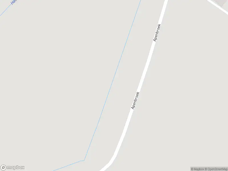 Ambulance met grote spoed naar de Apenbroek in Heel