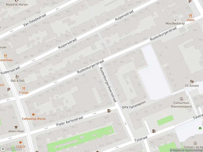 Brandweer met gepaste spoed naar de Rustenburgerdwarsstraat in Amsterdam vanwege afhijsen patient