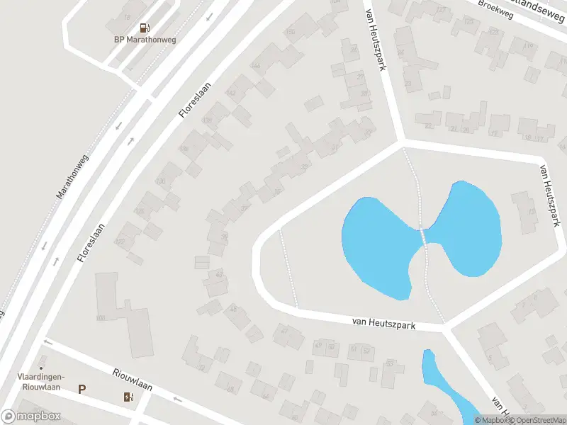 Ambulance met gepaste spoed naar de Van Heutszpark in Vlaardingen