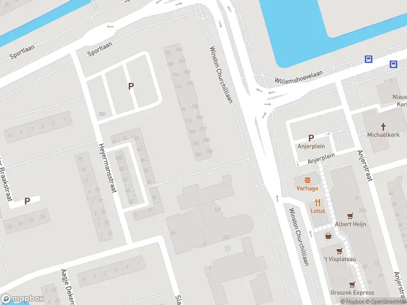 Ambulance met gepaste spoed naar de Heyermansstraat in Spijkenisse