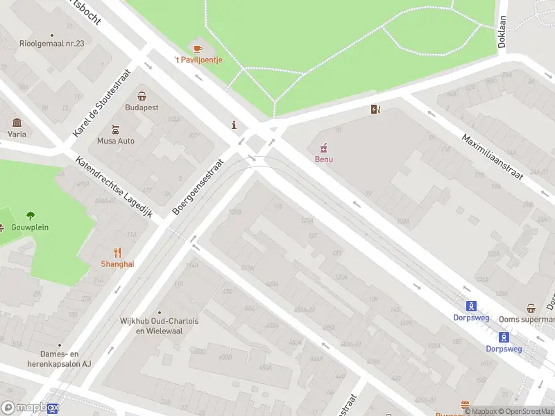 Ambulance met gepaste spoed naar de Wolphaertsbocht in Rotterdam