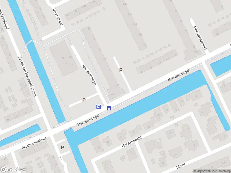 Ambulance met gepaste spoed naar de Meeuwensingel in Capelle aan den IJssel