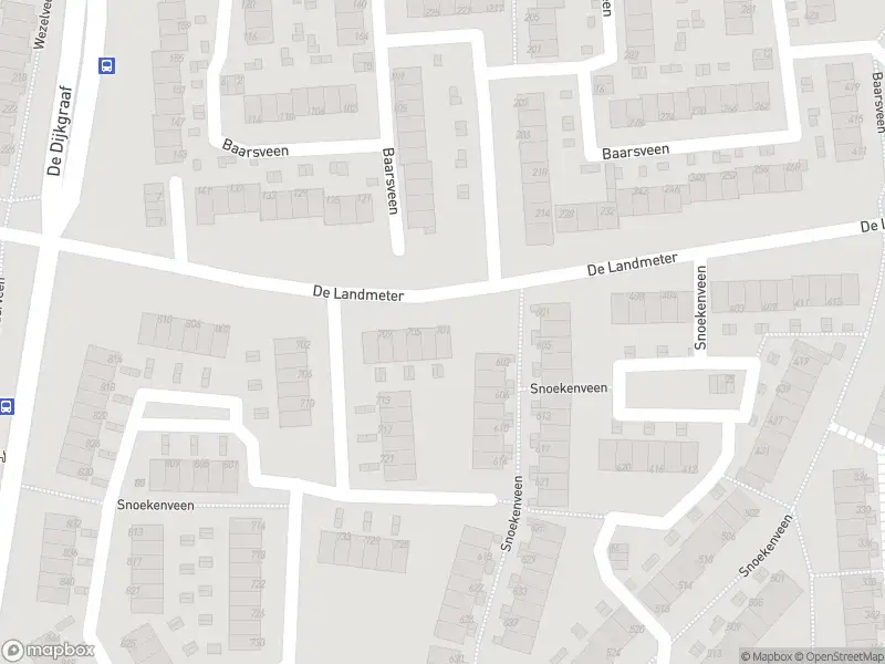 Ambulance met grote spoed naar de Snoekenveen in Spijkenisse