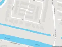 Ambulance met grote spoed naar de Pieter in Mijdrecht