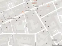 Brandweer met gepaste spoed naar de Berenstraat in Steenbergen vanwege een liftopsluiting