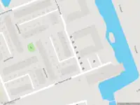 Ambulance met gepaste spoed naar de Johan de Wittstraat in Vlaardingen