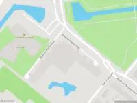 Ambulance met grote spoed naar de Aleyda van Raephorstlaan in Rotterdam