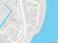 Ambulance met grote spoed naar de IJsselerf in Moordrecht