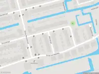 Ambulance met grote spoed naar de Adenstraat in Delft