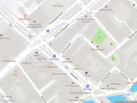 Ambulance met gepaste spoed naar de Ammunitiehof in 's-Gravenhage