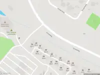 Politie met grote spoed naar de Strandweg in Lauwersoog vanwege personen te water