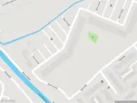 Ambulance met grote spoed naar de Sparrendal in Maassluis